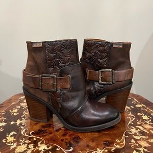 Pikolino heeled boots